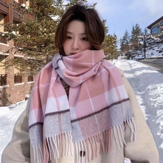 100% Pure Wool Minimalist Solid Color Scarf, Winter Korean-style Unisex Couple Versatile Soft and Cozy Plaid Pattern Neck Warmer.